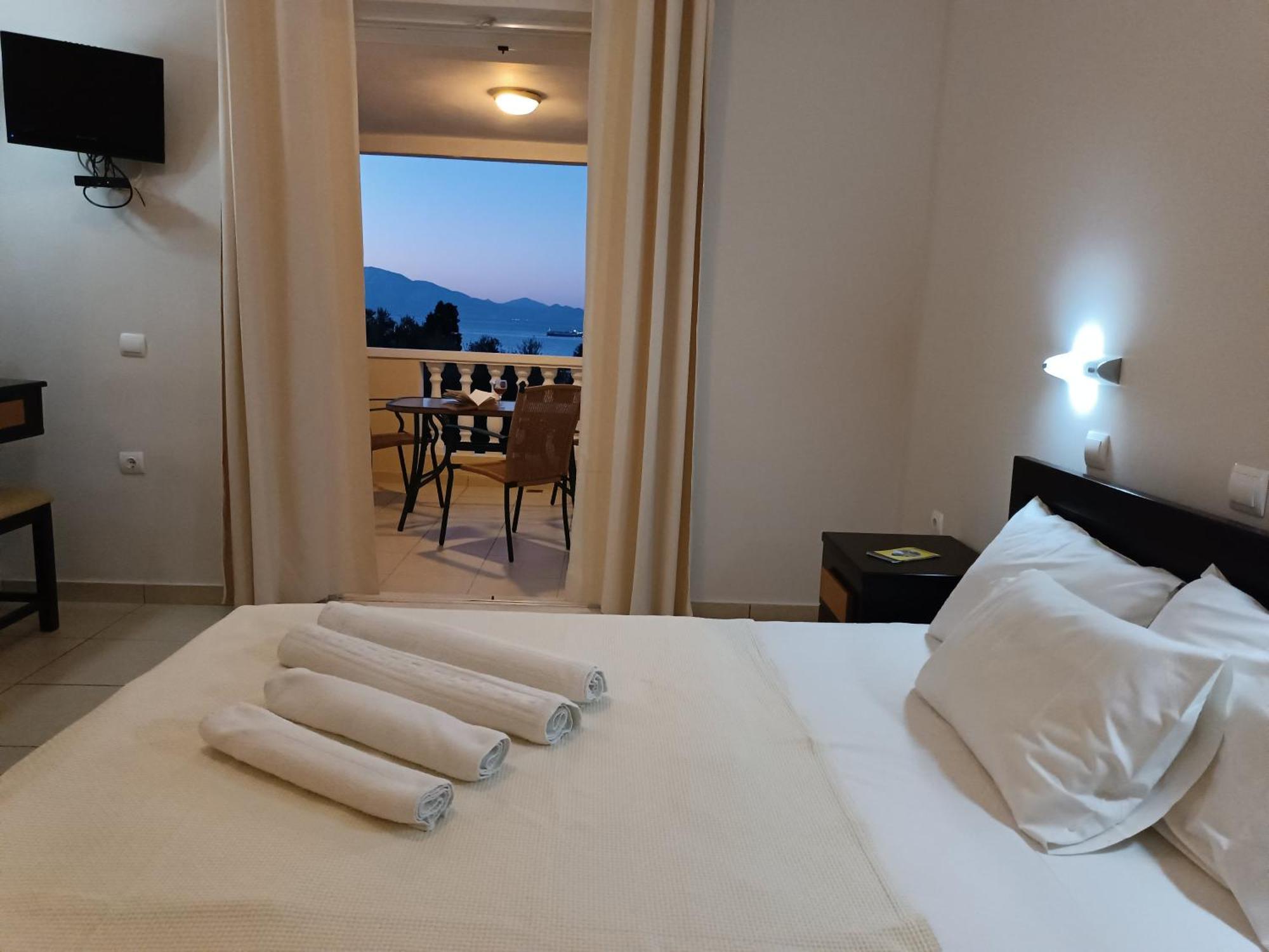 Pouliezos Koklanis Zante Apartments アリケス エクステリア 写真