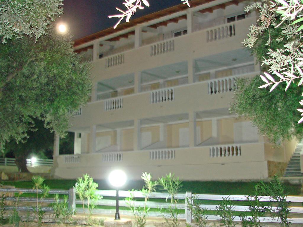Pouliezos Koklanis Zante Apartments アリケス エクステリア 写真